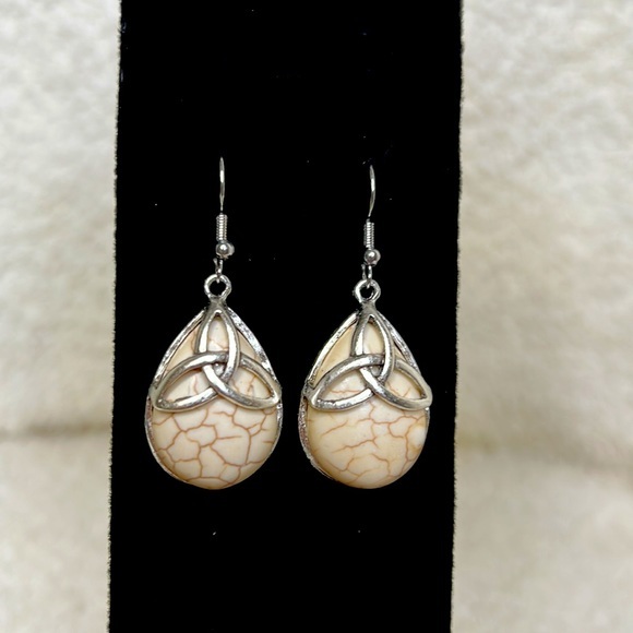 Trinity Celtic Knot Earrings - Picture 2 of 2